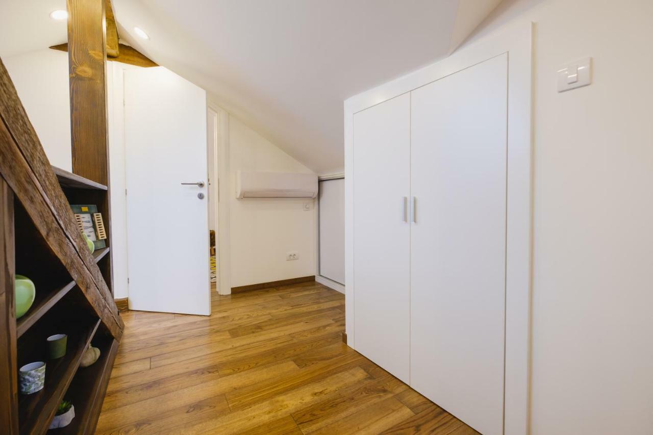 Apartment Lea Lux Belgrad Exteriör bild
