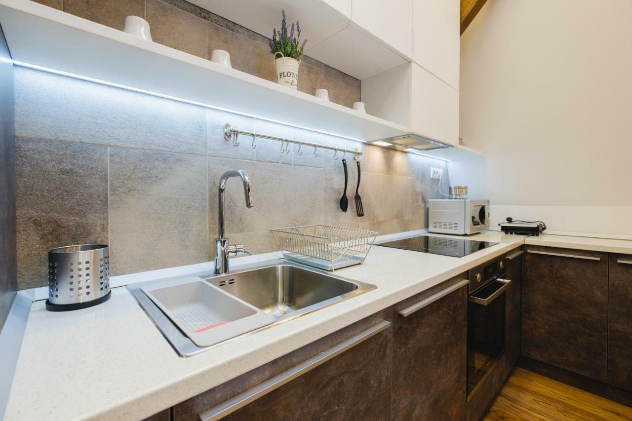 Apartment Lea Lux Belgrad Exteriör bild